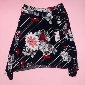 Amy Byer Black White & Red Floral Print Skirt
